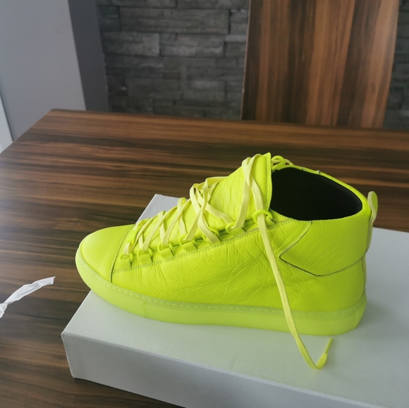 Brand new Balenciaga sneakers - Picture 4 of 4